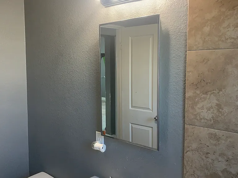 1721 Linden Ave — Photo 27