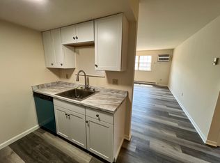 18 S Cherry St #11, Emmaus, PA 18049