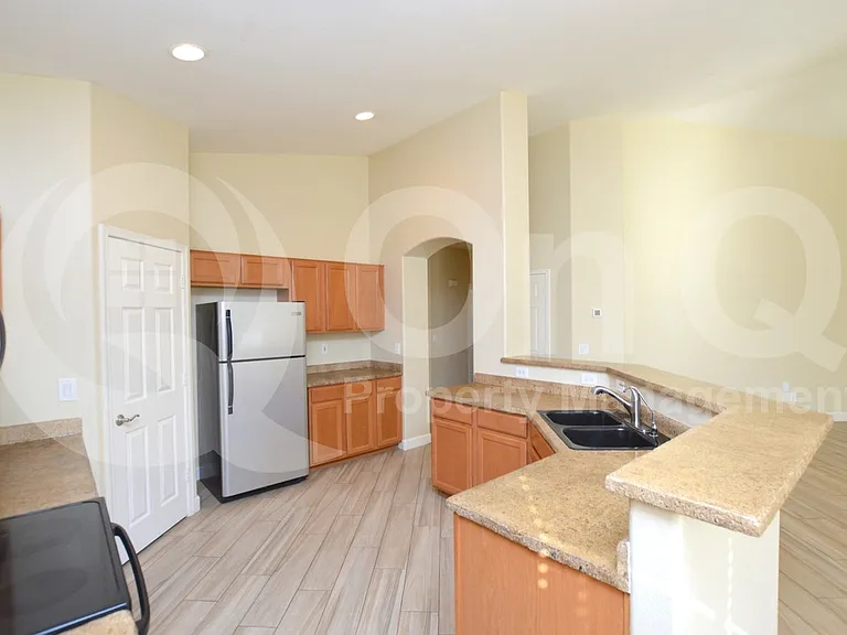 2973 E Indian Wells Pl — Photo 1