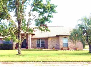937 Broken Arrow Ln, Cantonment, FL 32533