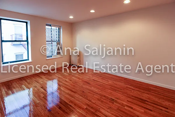 Rented by Citi Zone Realty | media 20