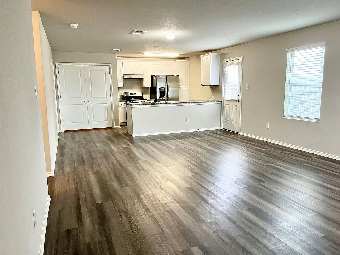 8907 Lamus Wheel, San Antonio, TX 78254 — Photo 4