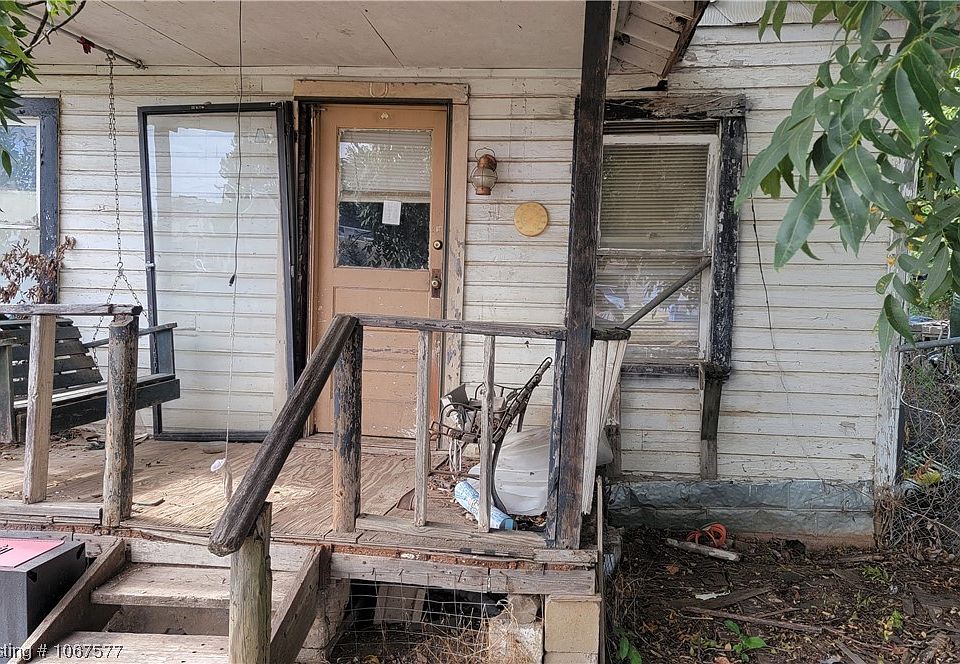 1st image of 309 S Washington St
