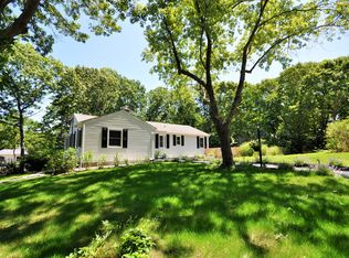 87 Ridge Rd W, Sag Harbor, NY 11963