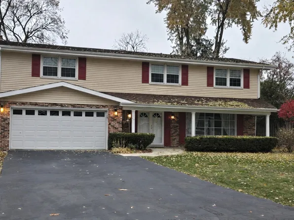 11222 Timberview Ln, La Grange, IL 60525