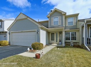 2327 Hunters Ln, Round Lake Beach, IL