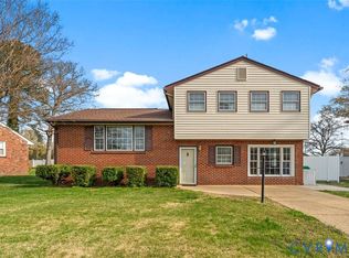 908 Yorkshire Rd, Colonial Heights, VA 23834