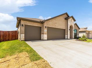 1820 Millbrae Rd, Cleburne, TX 76033