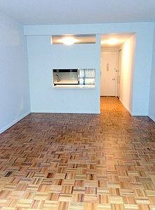 4th image of 200 Water St APT 411