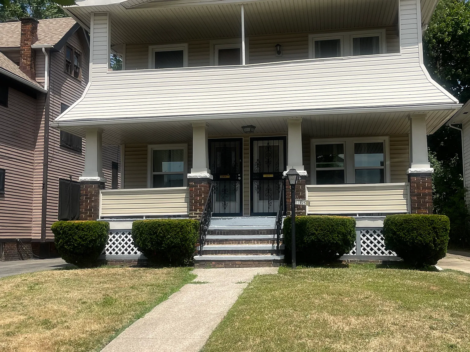 2 bed, 1100 sqft, $900 — Photo 1