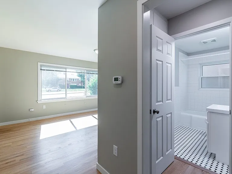 1210 S Midvale Blvd — Photo 28