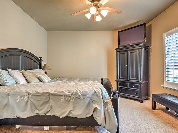 4th image of 2377 W Mont Blanc Dr