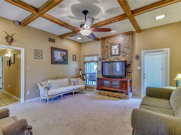 5th image of 6111 Leagrove Ct