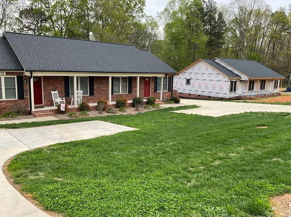1287 Janice Rd, Lincolnton, NC 28092