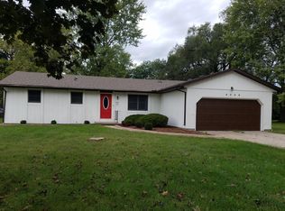 3035 N Macarthur Rd, Decatur, IL 62526