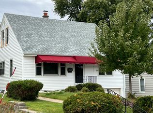 2116 S 49th St, Omaha, NE 68106