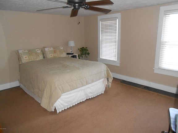 5th image of 2087 Whitford Ave S