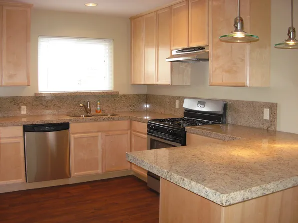 (undisclosed Address), San Diego, CA 92107