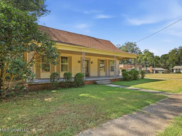 223 Church St, Bolton, MS 39041