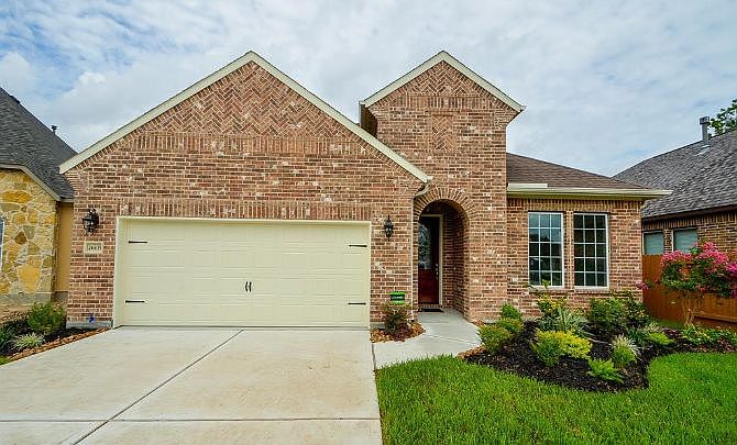 26105 Stretto Drive Exterior