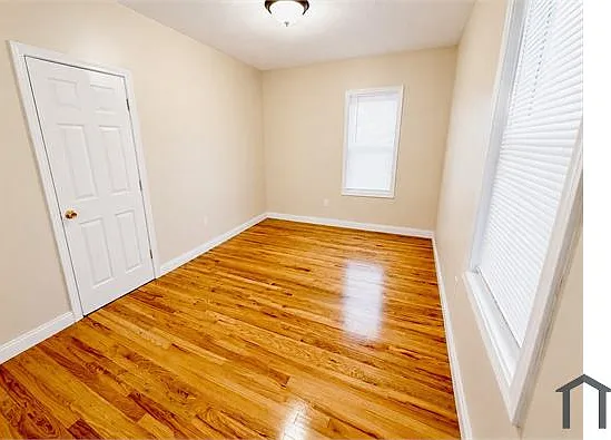 19 Dunlap St #1 — Photo 5