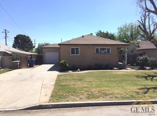 309 Circle Dr, Bakersfield, CA