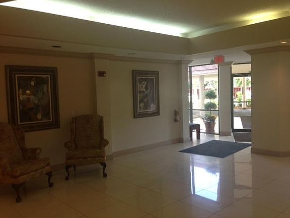 4th image of 1300 NE Miami Gardens Dr APT 705E