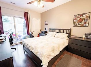 872 Sheppard Ave W #106, Toronto, ON M3H5V5