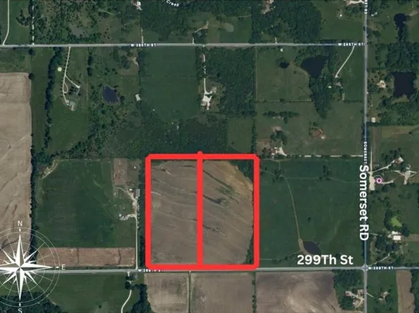 W 299th St, Paola, KS 66071