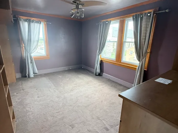 145 Jefferson St, Bridgeport, PA 19405