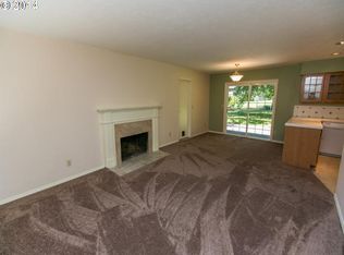 18325 SW 65th Ave, Lake Oswego, OR 97035