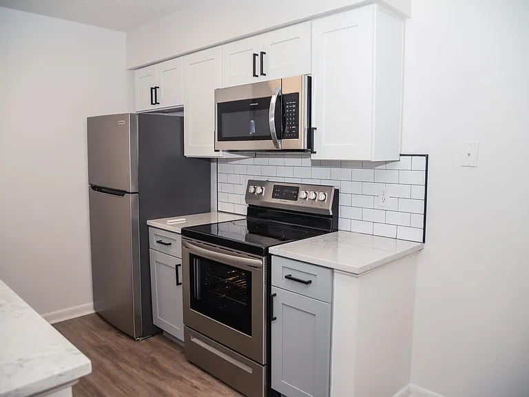 Wallace Terrace Apartments — Photo 13