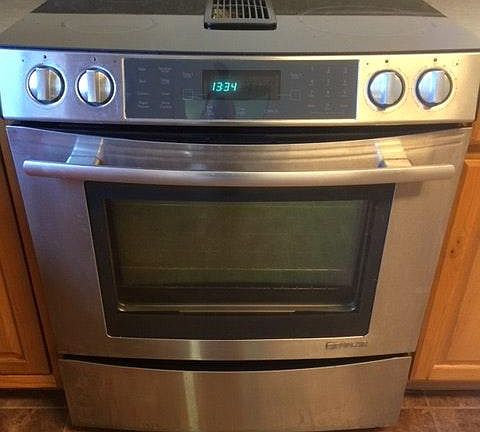 High end Jenn Air Stove