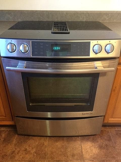 High end Jenn Air Stove