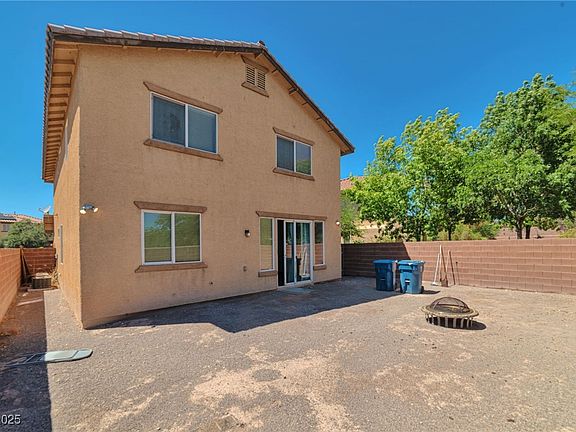 3rd image of 10226 Wolf Pack Ln