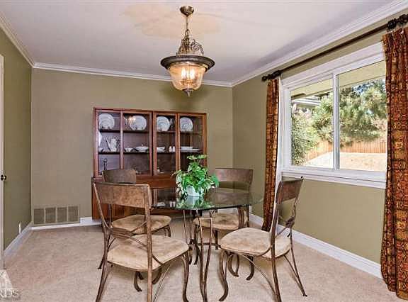 5th image of 4695 N Clubhouse Dr