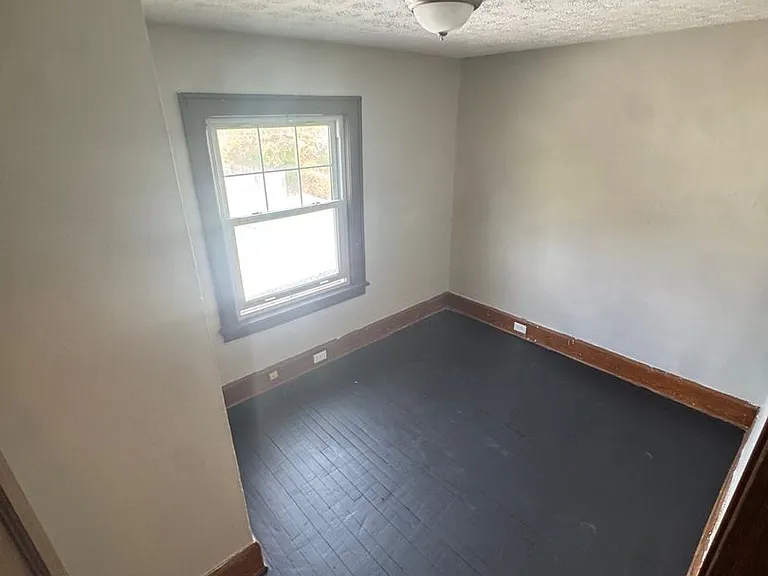 9520 Marah Ave — Photo 6
