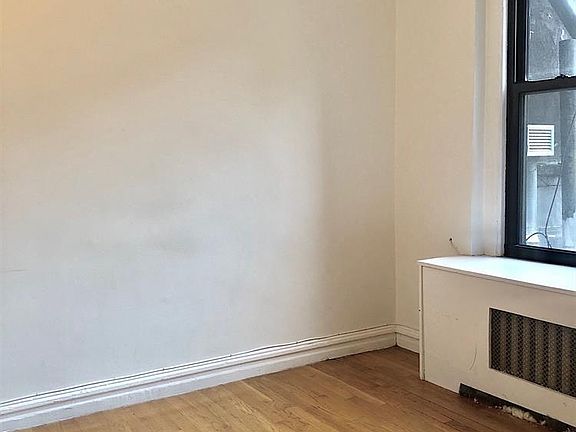 4th image of 35 W 8th St APT 2R