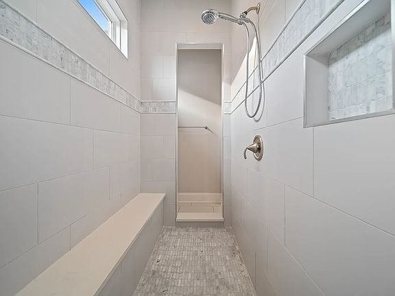 3rd image of 6313 Turkey Foot Ct