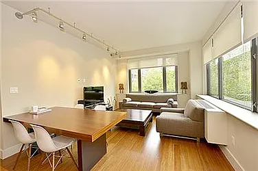 Rented by R New York