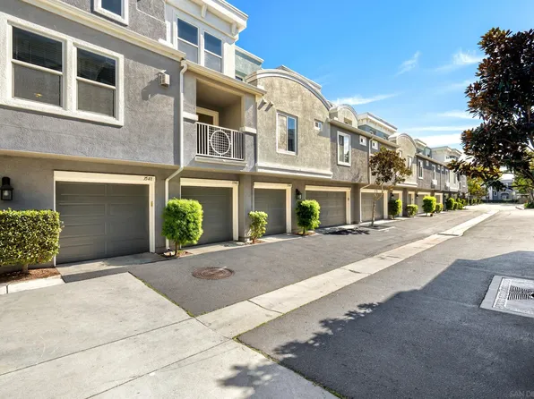 3548 Shoreline Bluff Ln, San Diego, CA 92110