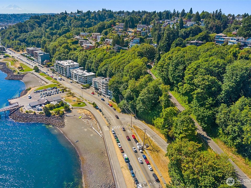 1st image of 1601 Harbor Avenue SW