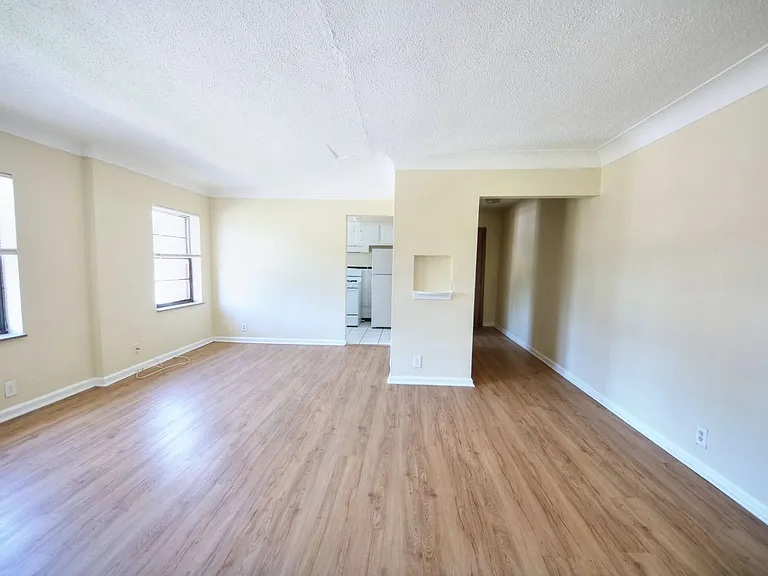 3322 Hereford St. — Photo 11