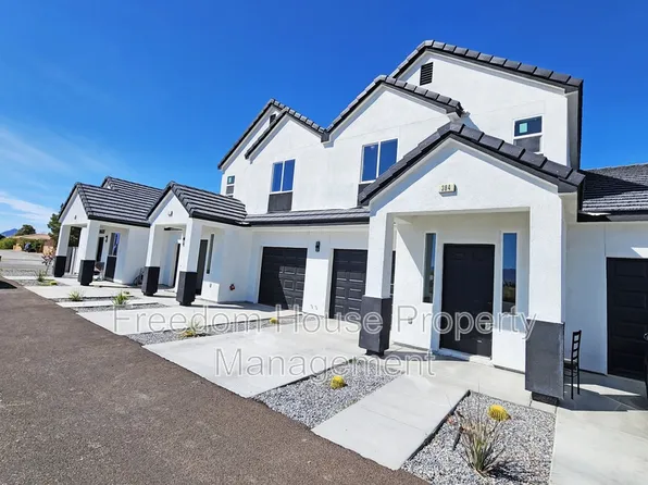 384 Erin St, Pahrump, NV 89048