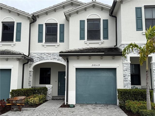 1st image of 28519 SW 134th Ct