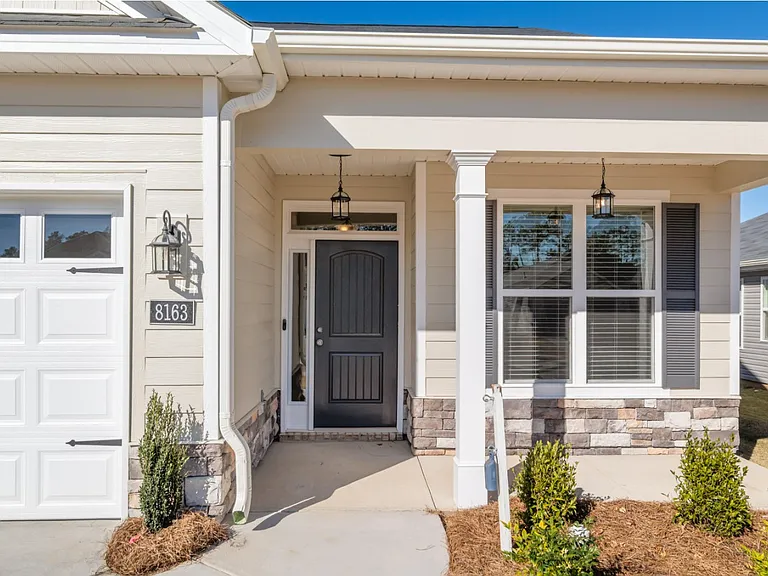8163 Snelling Dr — Photo 4