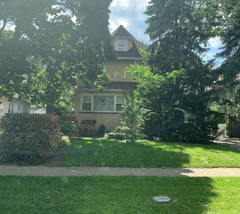 1st image of 2424 N Nordica Ave