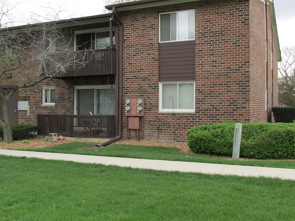 1st image of 18057 Live Oak Ct #2N