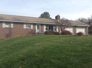 321 Concord Circle Rd, Beaver Falls, PA 15010