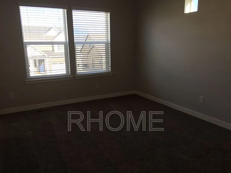 2527 N Wallace Way — Photo 11